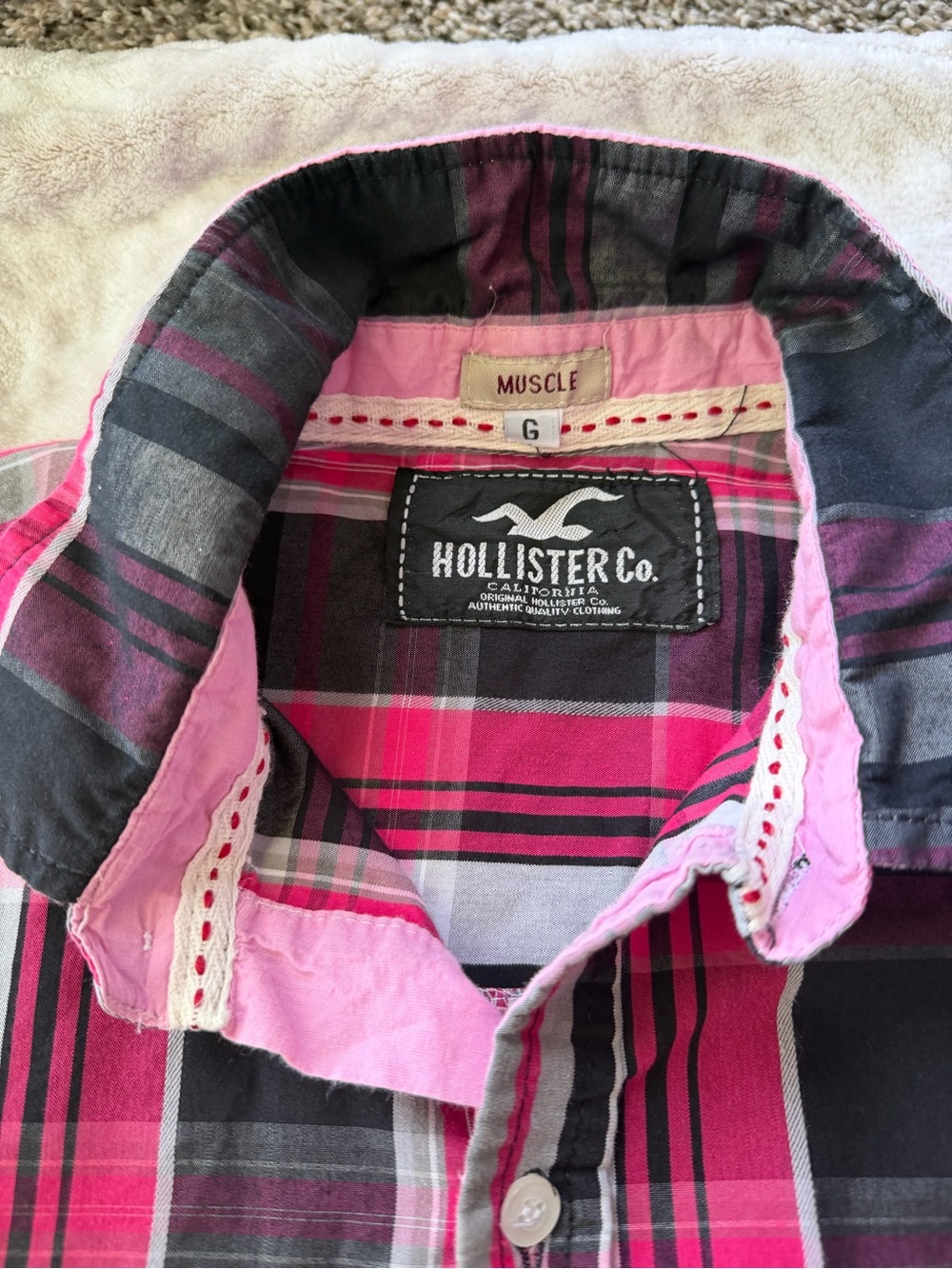 Vintage Kids Hollister Pink and Black Plaid Long-Sleeve Button-Down Shirt Size L - Picture 4 of 7